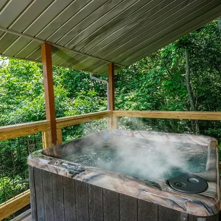 Smoky View Straight Up Villa